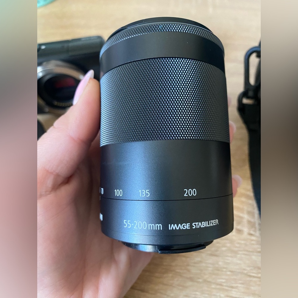EF-M 55-200mm f/4.5-6.3 IS STM Zoom Lens for Canon EOS M100